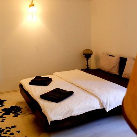 Mansion Josephina Appartement Cluj-Napoca Buitenkant foto