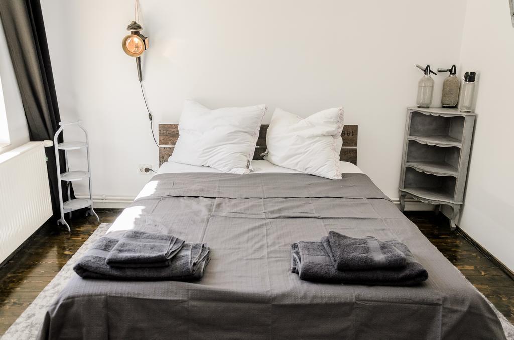 Mansion Josephina Appartement Cluj-Napoca Buitenkant foto
