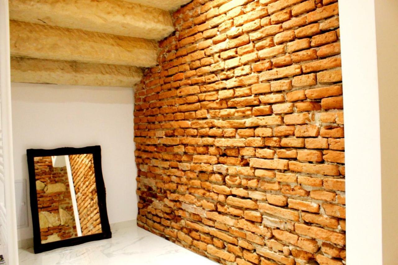 Mansion Josephina Appartement Cluj-Napoca Buitenkant foto